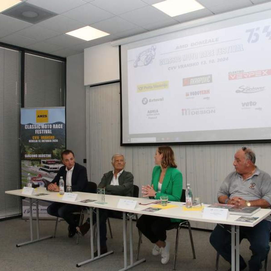 classic-moto-race-festival-vransko-2024-amd-domzale-002668DF0253A-9C52-3ADA-CDED-FF5EDA4980C2.jpg