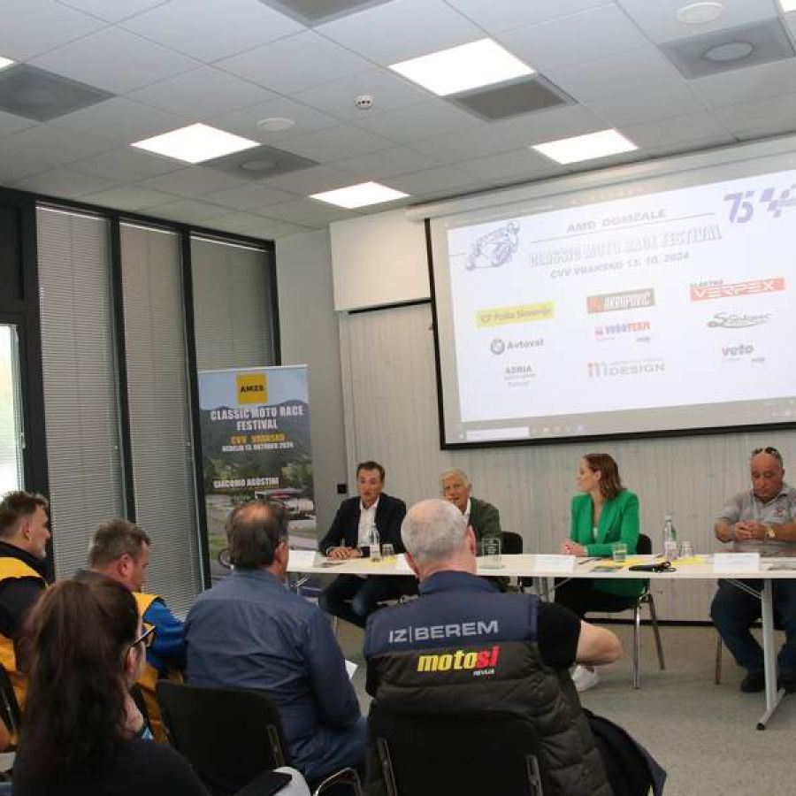 classic-moto-race-festival-vransko-2024-amd-domzale-00274B07DA406-D44F-24D0-9F77-1DD6EAA8A254.jpg