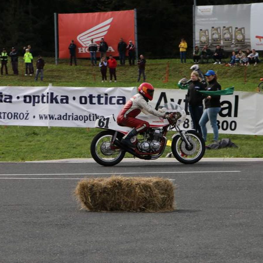 classic-moto-race-festival-vransko-2024-amd-domzale-00366AB416C3D-E101-FECE-3CE3-870FBE6736D2.jpg