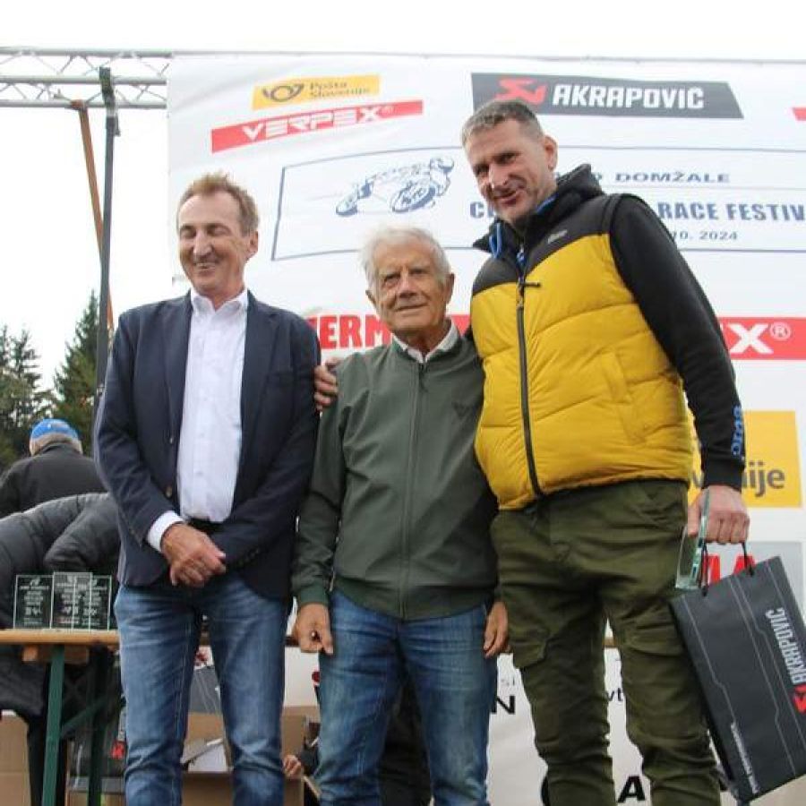 classic-moto-race-festival-vransko-2024-amd-domzale-0057513A89E49-7B49-3086-A626-9BABEDF5B251.jpg