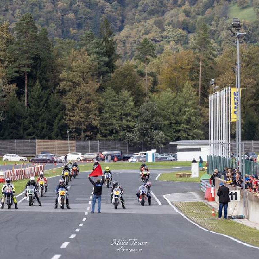 classic-moto-race-festival-vransko-2024-amd-domzale-01077B1E652D1-D5AF-8532-776E-18A517FE4664.jpg