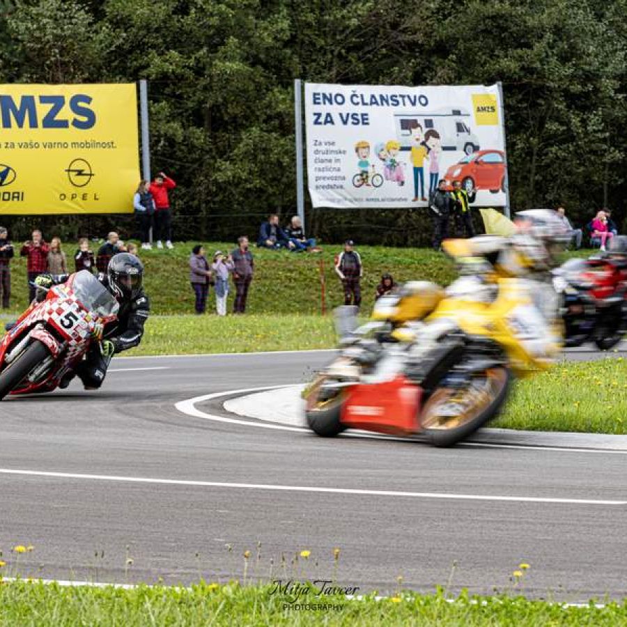 classic-moto-race-festival-vransko-2024-amd-domzale-01129EE78971F-88A8-2426-2A6F-13C8C14BB9B9.jpg